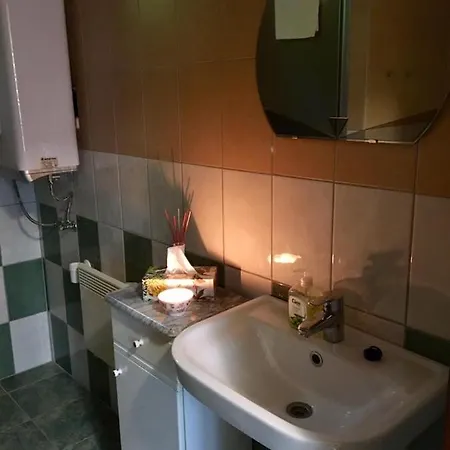 Vagi Apartment Sarvar